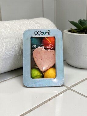QQCute Tin of Bath Bombs in Various Shapes & Colors Fizz & Fragrance Moisturizer